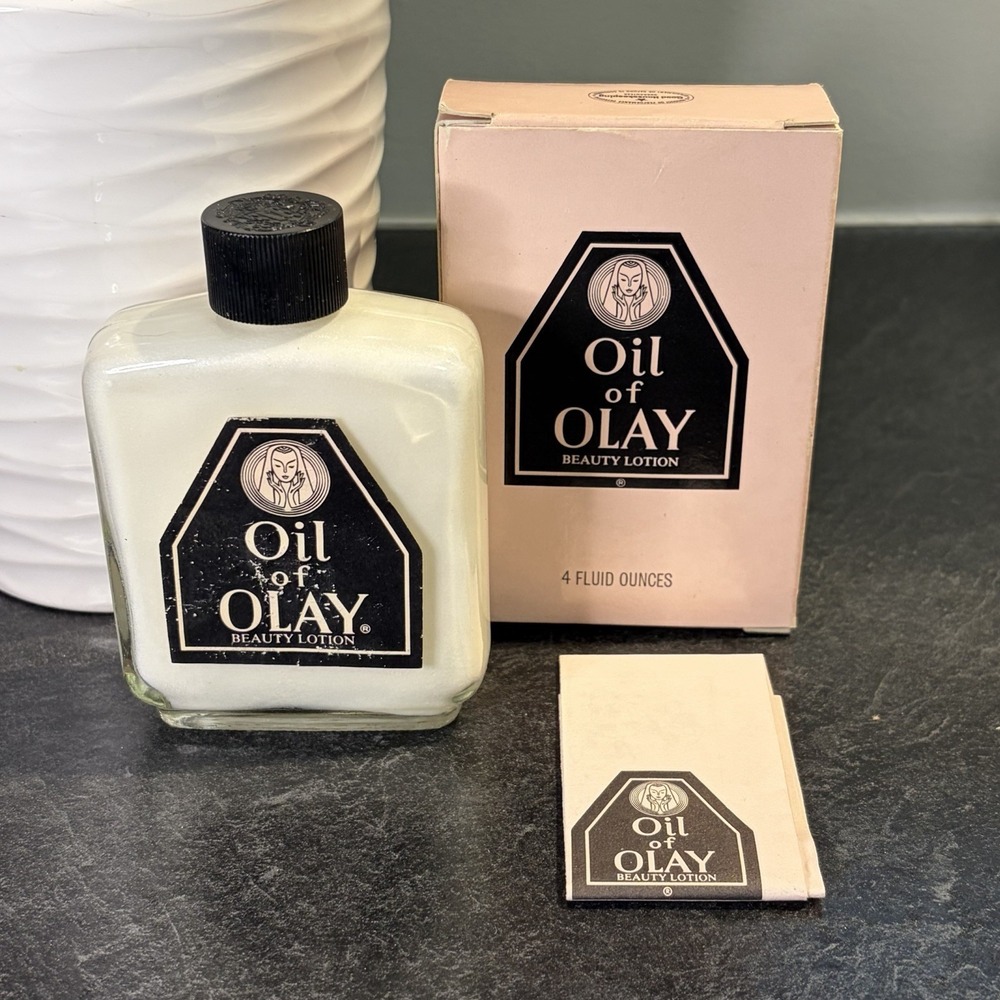 Vintage Oil Of Olay Beauty Fluid Lotion 4 oz Glass‎ Bottle ORIGINAL